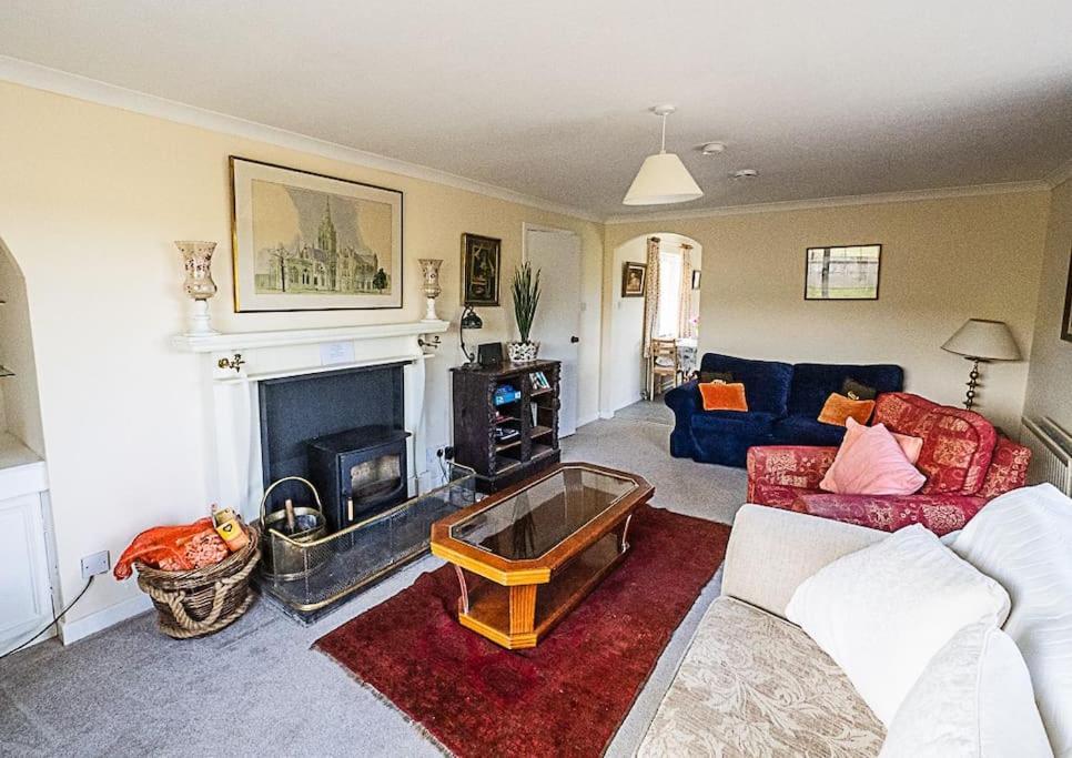 West Lodge 3 Bedrooms, Near Golf Course And River Turriff Eksteriør bilde